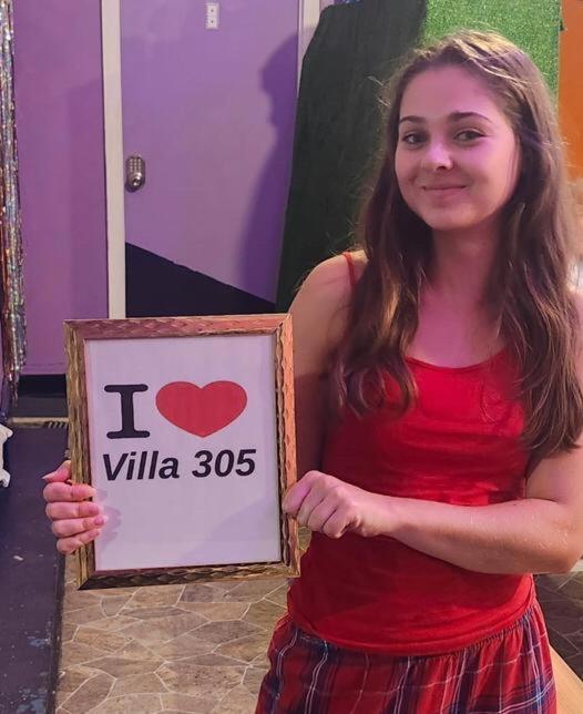 Women Only Rooms - Men Only Rooms - Free Wifi - Coffee Parking - Lockers Miami Exterior photo